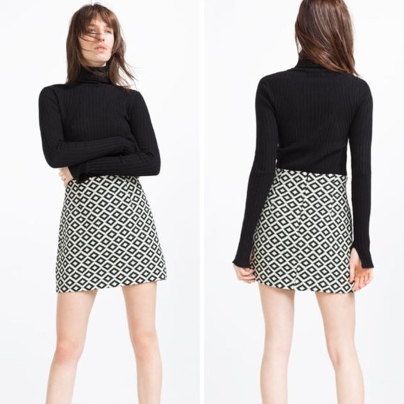 Zara Dresses & Skirts - ZARA Aztec print Mini skirt size S